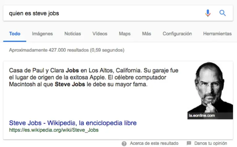 Knowledge Graph en Google respondiendo a la búsqueda 'quién es Steve Jobs'